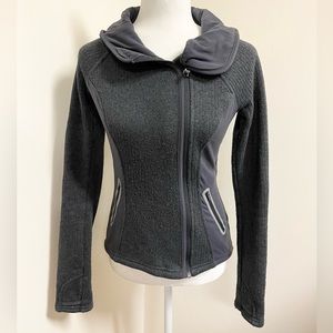 Super cute and cozy Athleta asymmetrical zipper hoodie jacket!